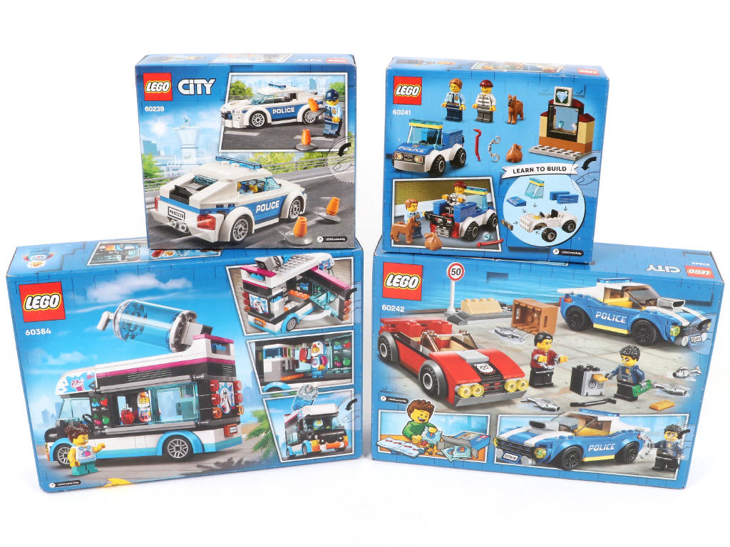 Lot 138 - LEGO (DANEMARK) (7)