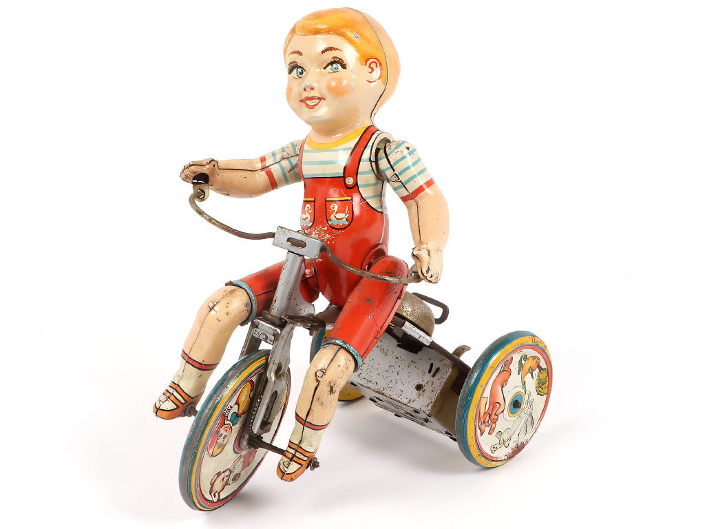 Lot 98 - UNIQUE ART (USA) (1)