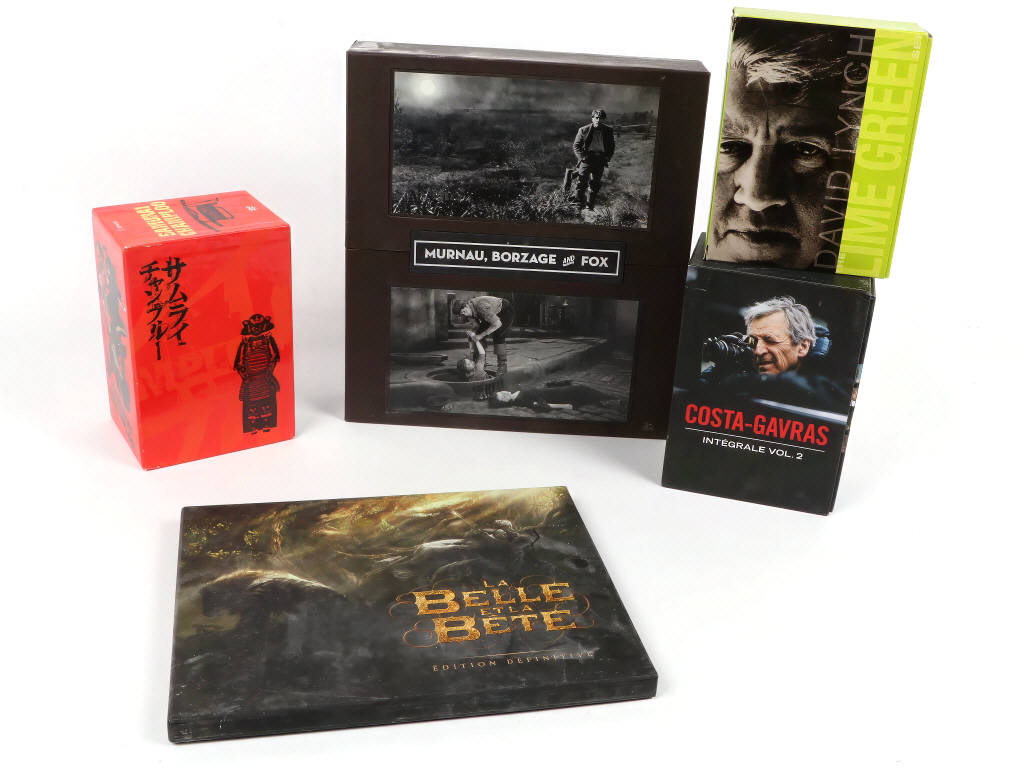 Lot 101 - DIVERS (5)