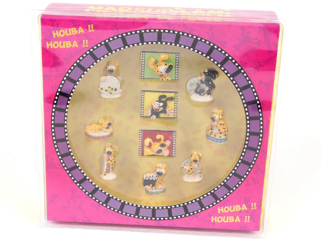 Lot 128 - DIVERS (5)