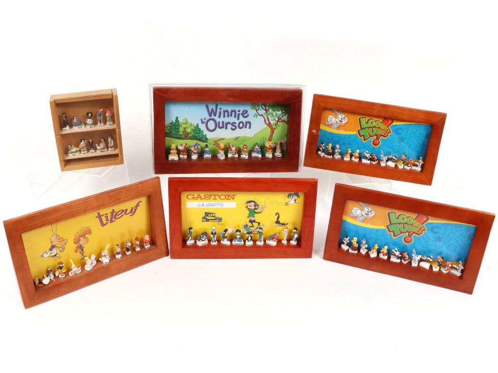 Lot 129 - DIVERS (6)