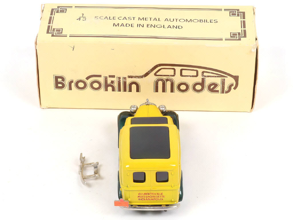 Lot 158 - BROOKLIN MODELS (GB) (1)