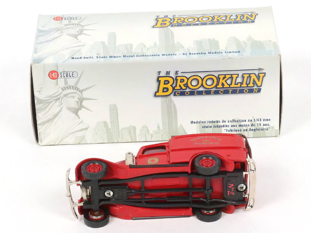 Lot 157 - BROOKLIN MODELS (GB) (1)