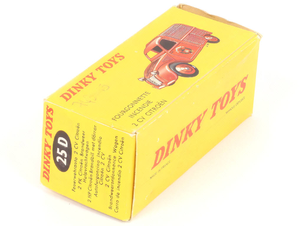 Lot 236 - DINKY TOYS (FRANCE) (1)