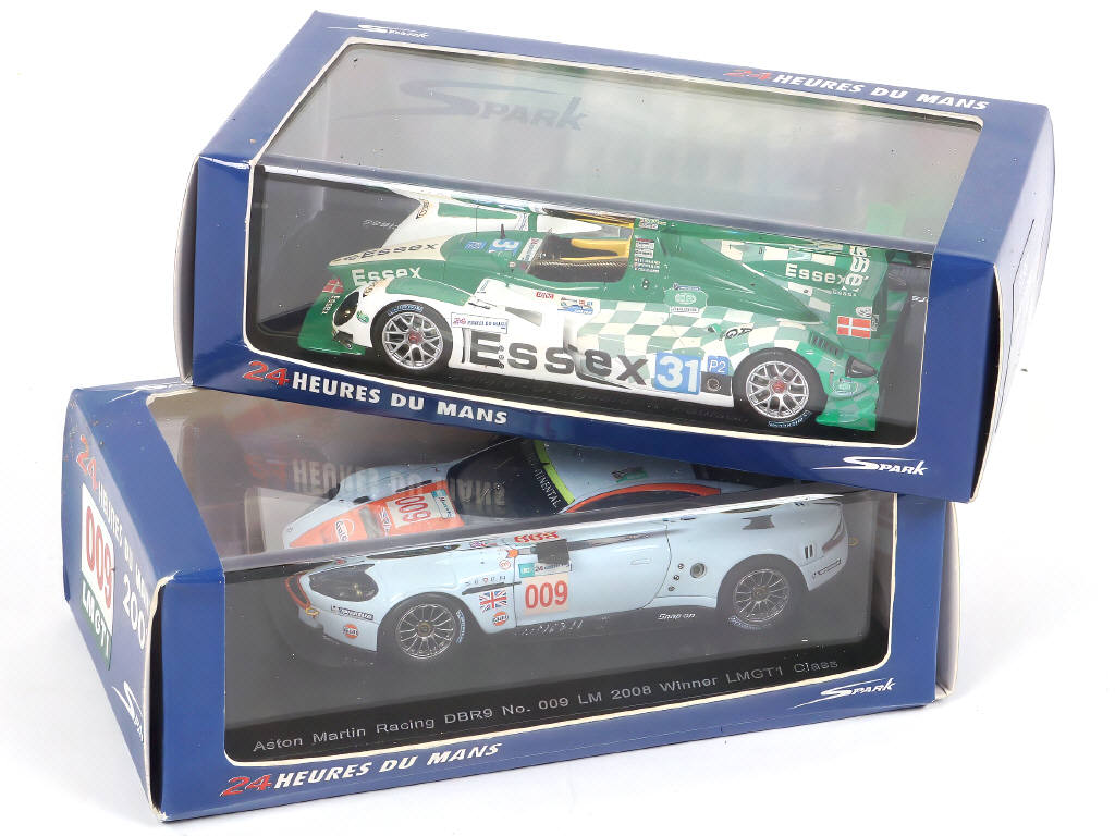 Lot 105 - SPARK (MACAU) (2)