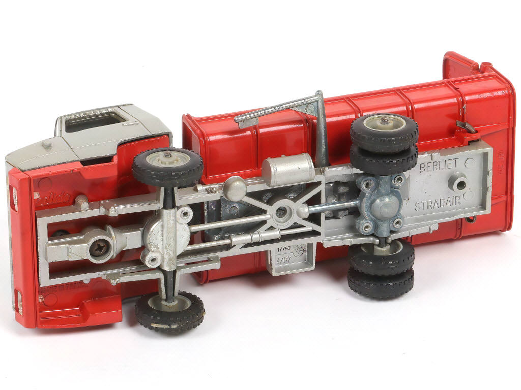 Lot 207 - SOLIDO (FRANCE) (1)