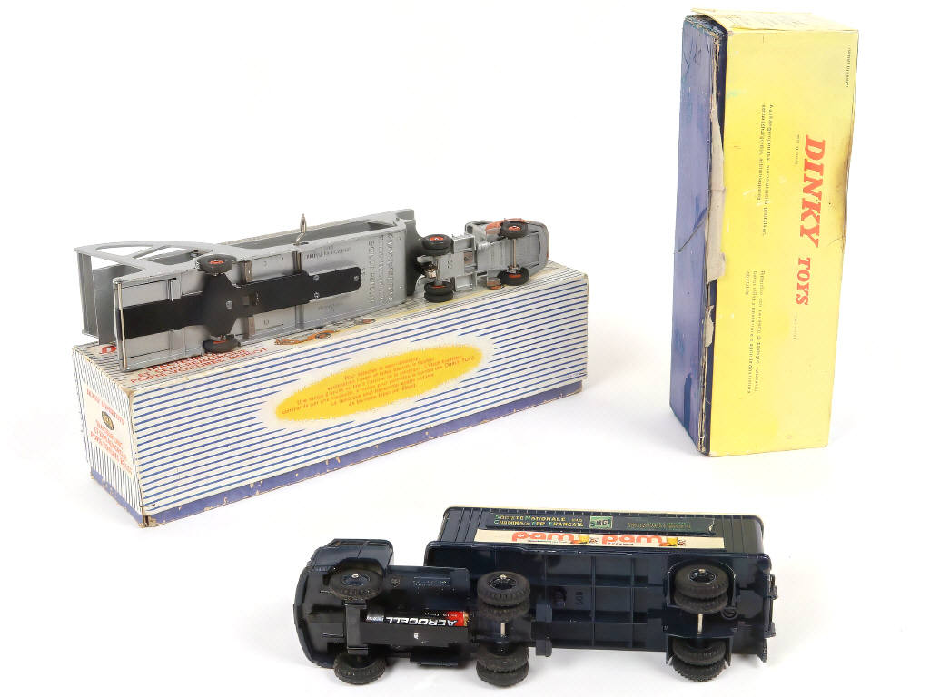 Lot 261 - DINKY TOYS (FRANCE) (2)