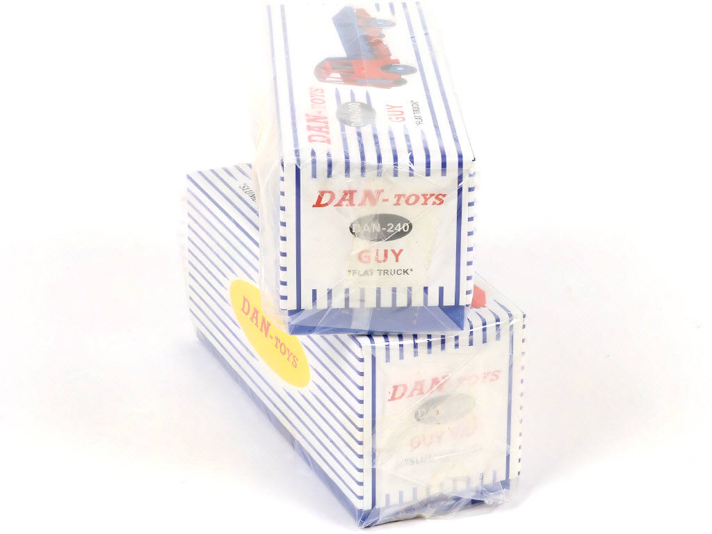 Lot 138 - DAN-TOYS (FRANCE) (2)