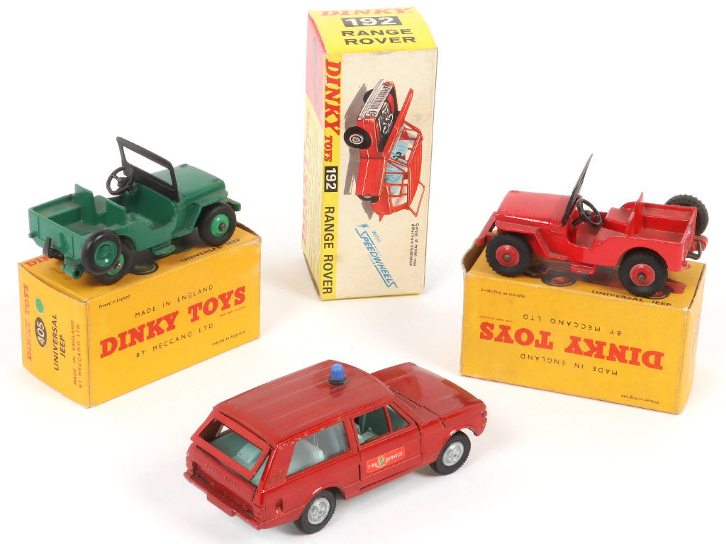 Lot 308 - DINKY TOYS (GB) (3)