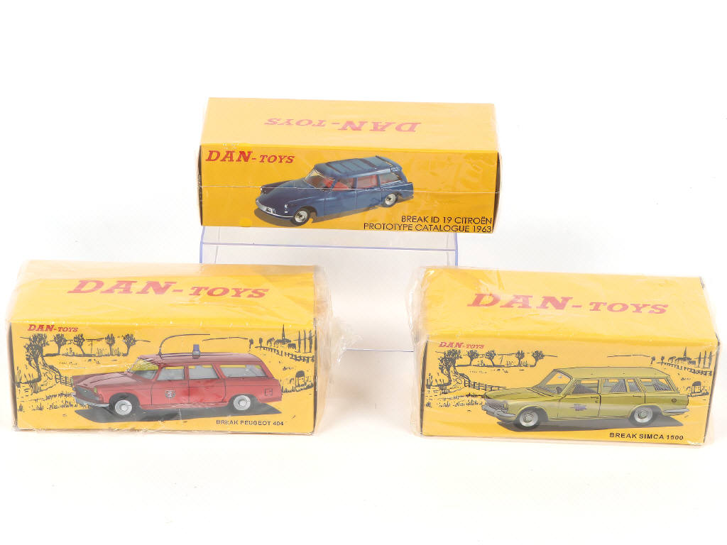 Lot 154 - DAN-TOYS (FRANCE) (3)