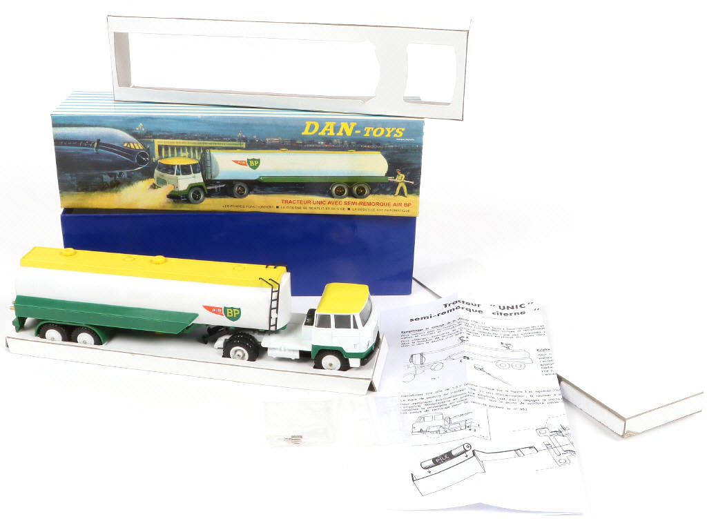 Lot 143 - DAN-TOYS (FRANCE) (1)