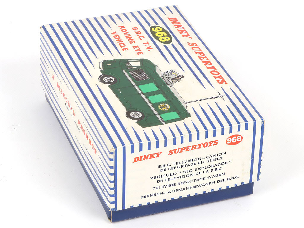 Lot 325 - DINKY TOYS (GB) (1)