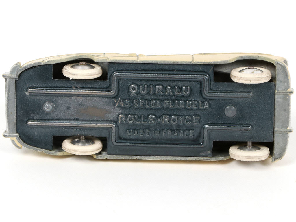 Lot 246 - QUIRALUX (FRANCE) (1)