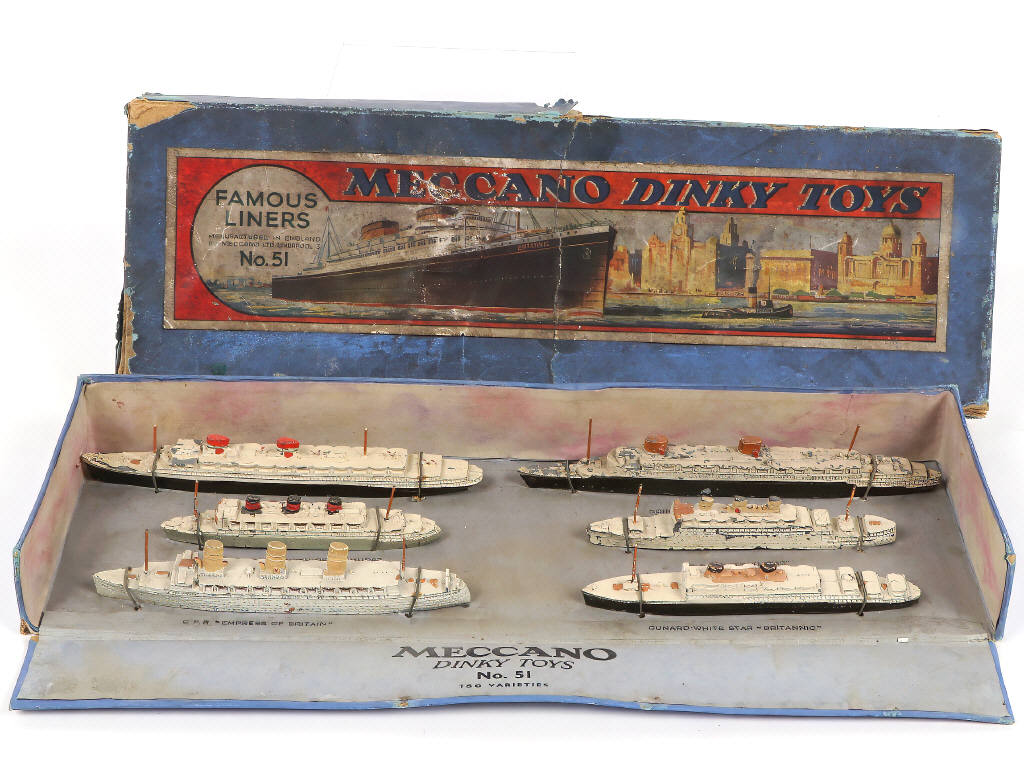 Lot 310 - DINKY TOYS (GB) (1)