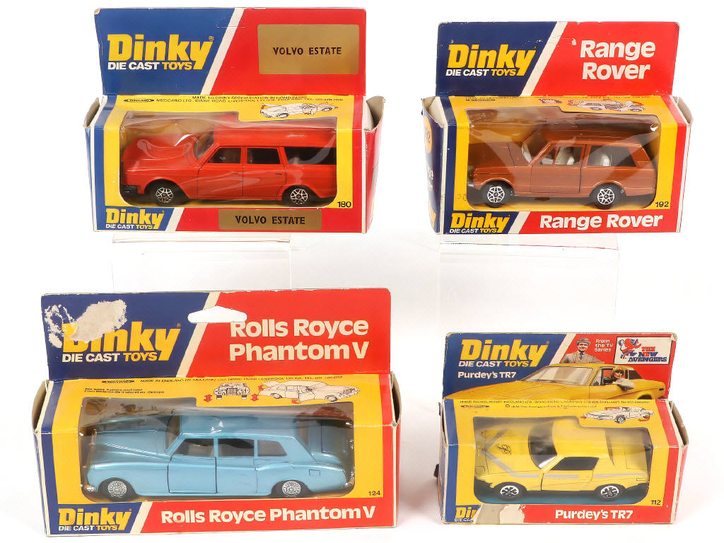 Lot 334 - DINKY TOYS (GB) (4)