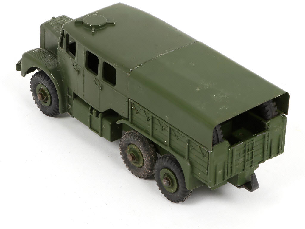 Lot 320 - DINKY TOYS (GB) (1)