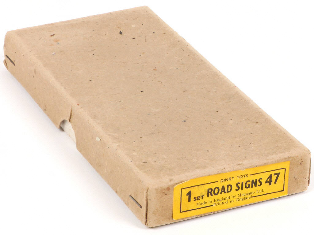 Lot 309 - DINKY TOYS (GB) (1)