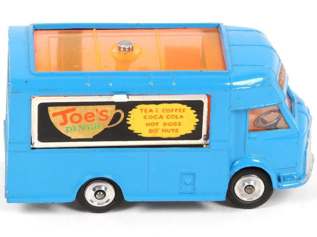 Lot 184 - CORGI TOYS (GB) (1)