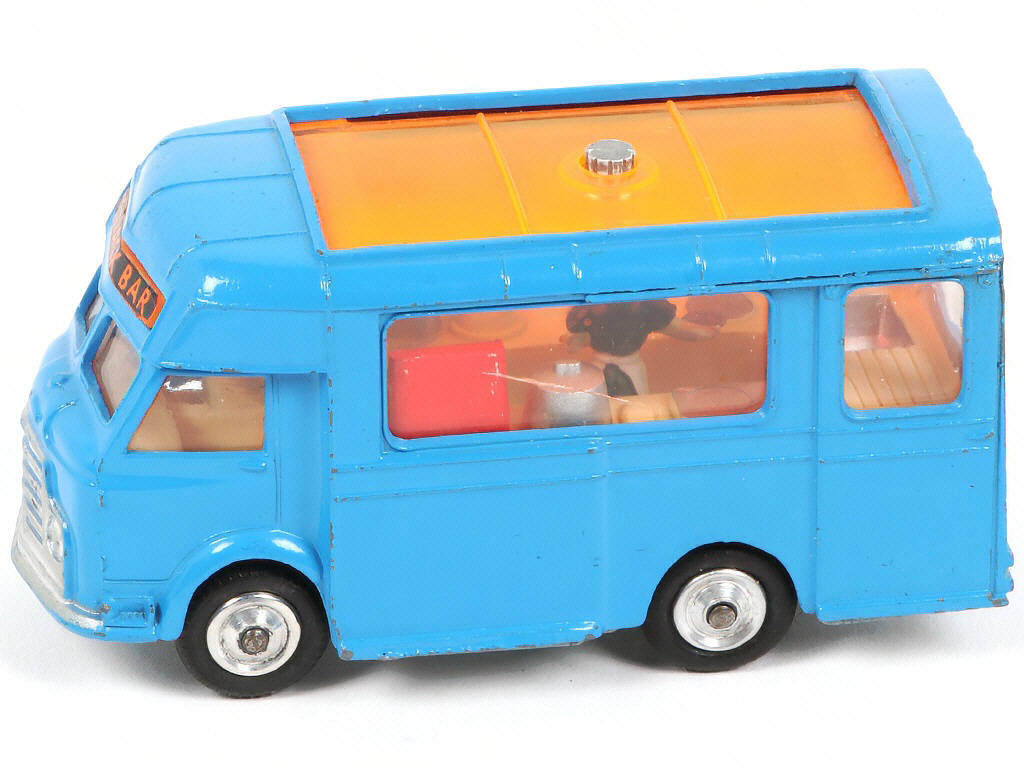 Lot 184 - CORGI TOYS (GB) (1)