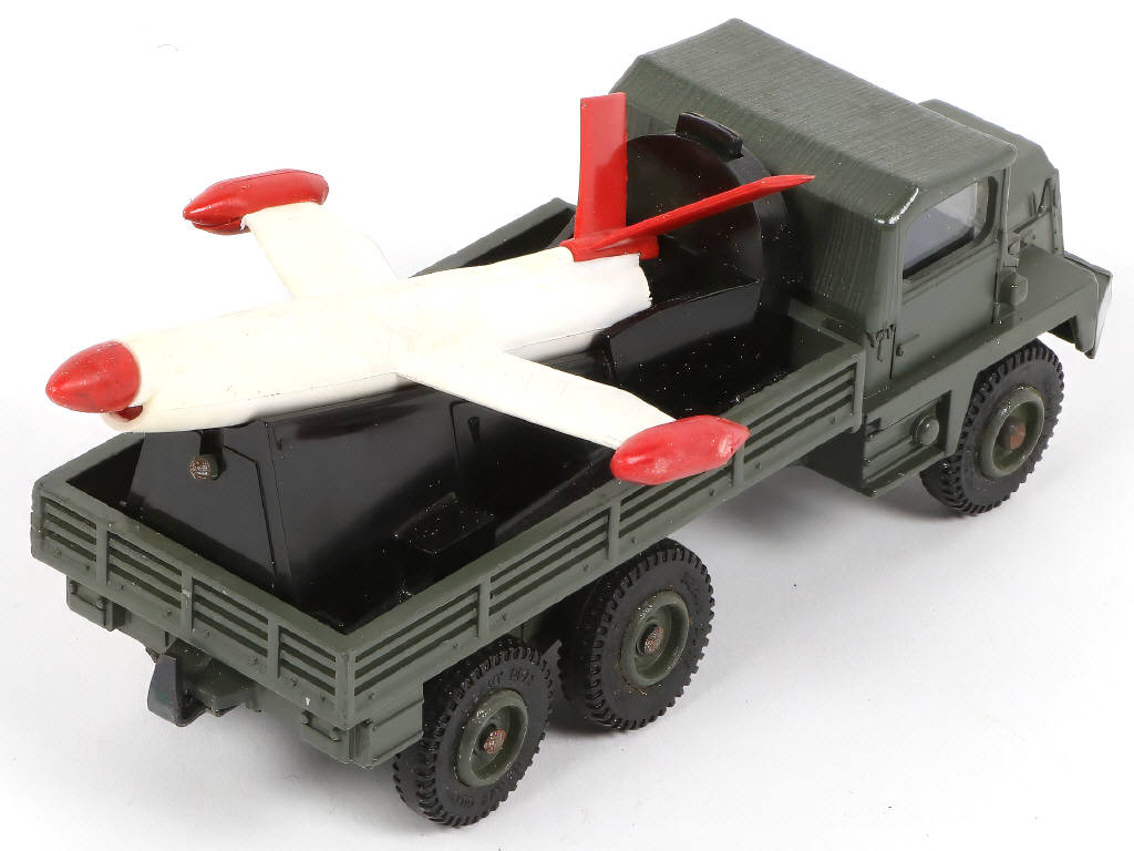 Lot 315 - DINKY TOYS (GB) (1)