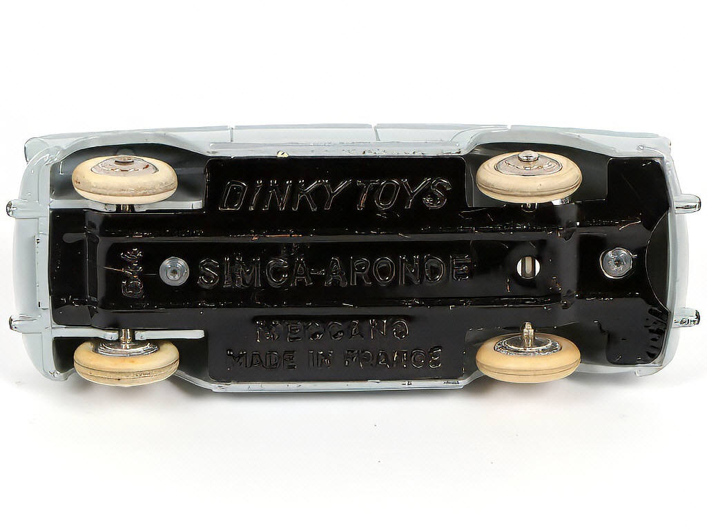 Lot 277 - DINKY TOYS (FRANCE) (1)