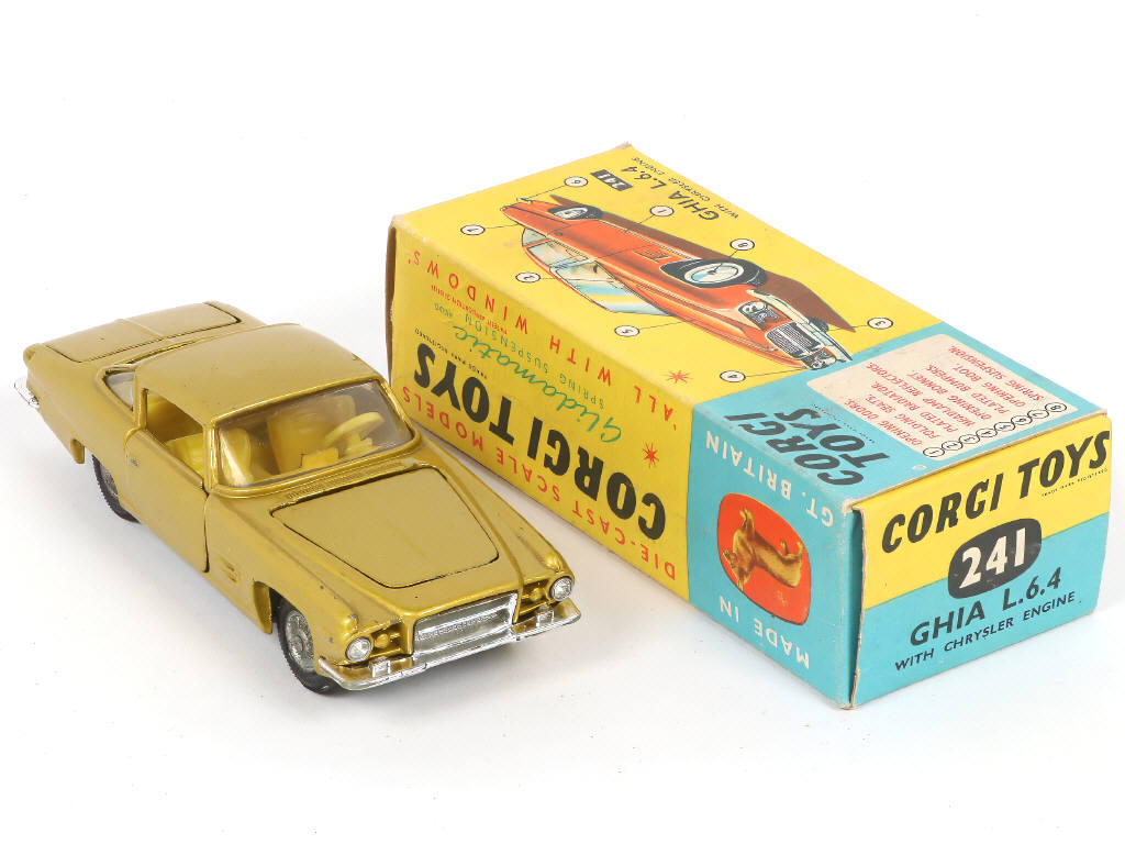 Lot 170 - CORGI TOYS (GB) (1)