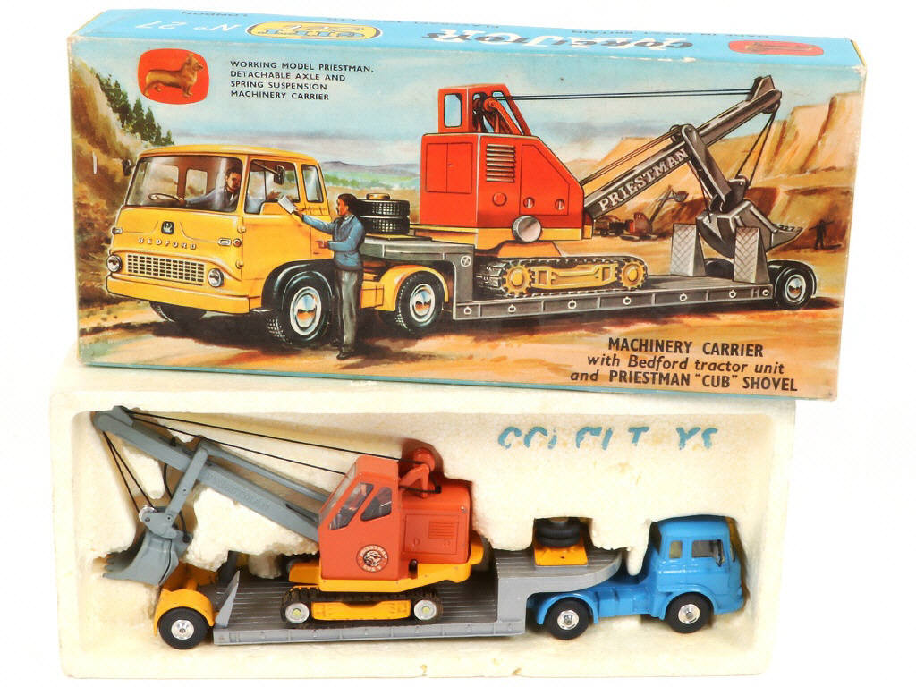 Lot 198 - CORGI TOYS (GB) (1)