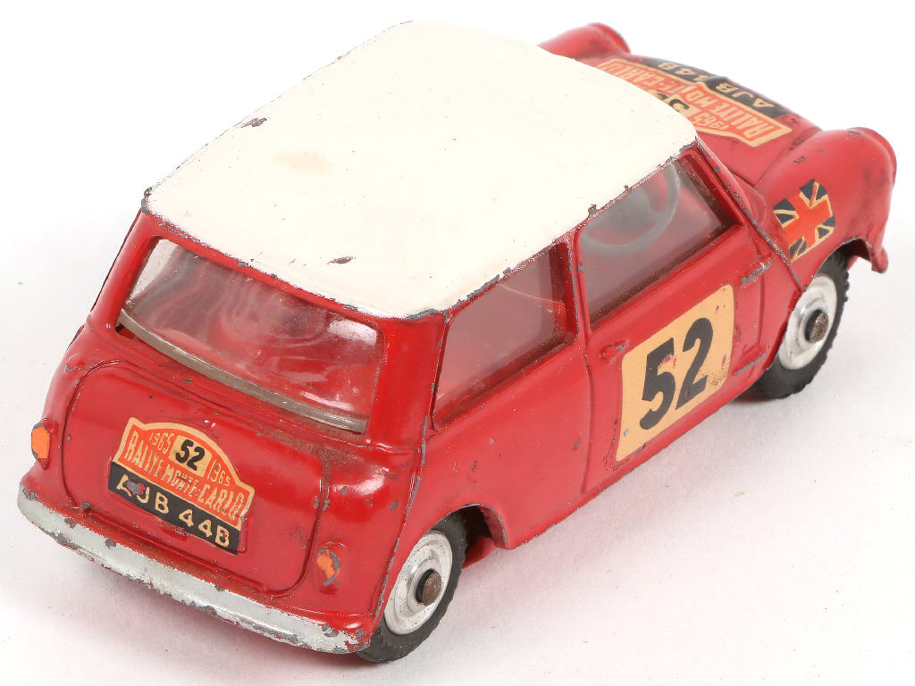 Lot 199 - CORGI TOYS (GB) (2)