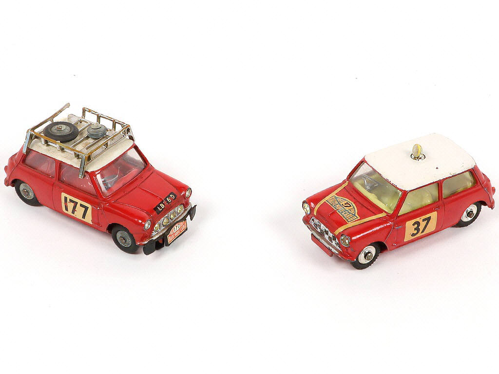 Lot 200 - CORGI TOYS (GB) (2)