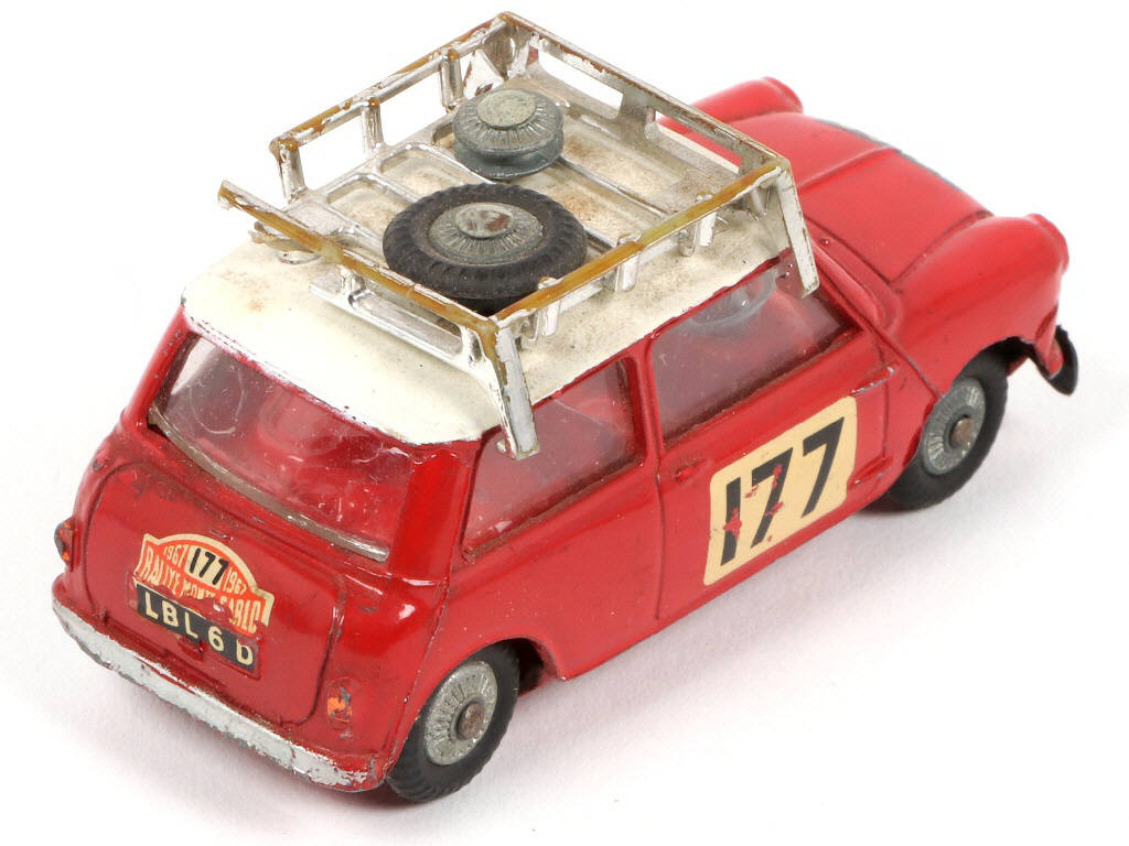 Lot 200 - CORGI TOYS (GB) (2)