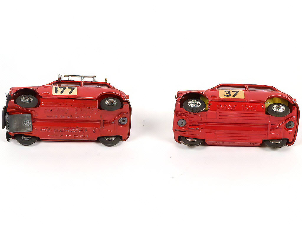 Lot 200 - CORGI TOYS (GB) (2)