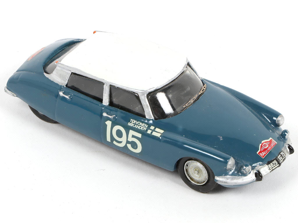 Lot 247 - ID MODELES (FRANCE) (1)