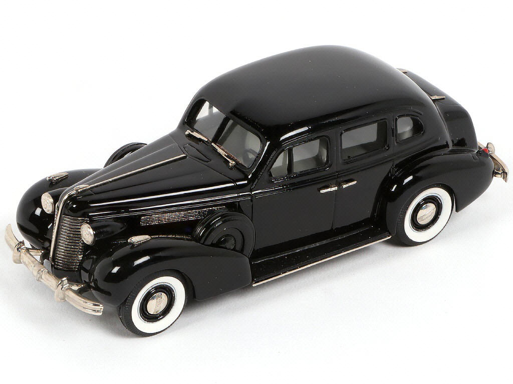 Lot 132 - BROOKLIN MODELS (GB) (1)