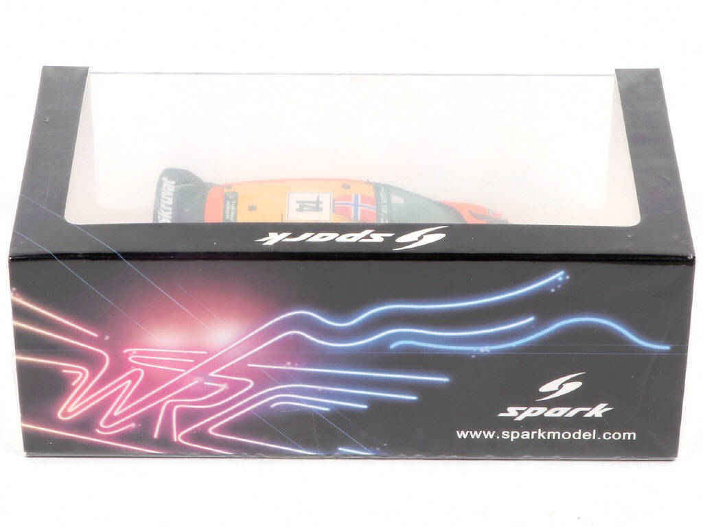 Lot 70 - SPARK (MACAU) (1)