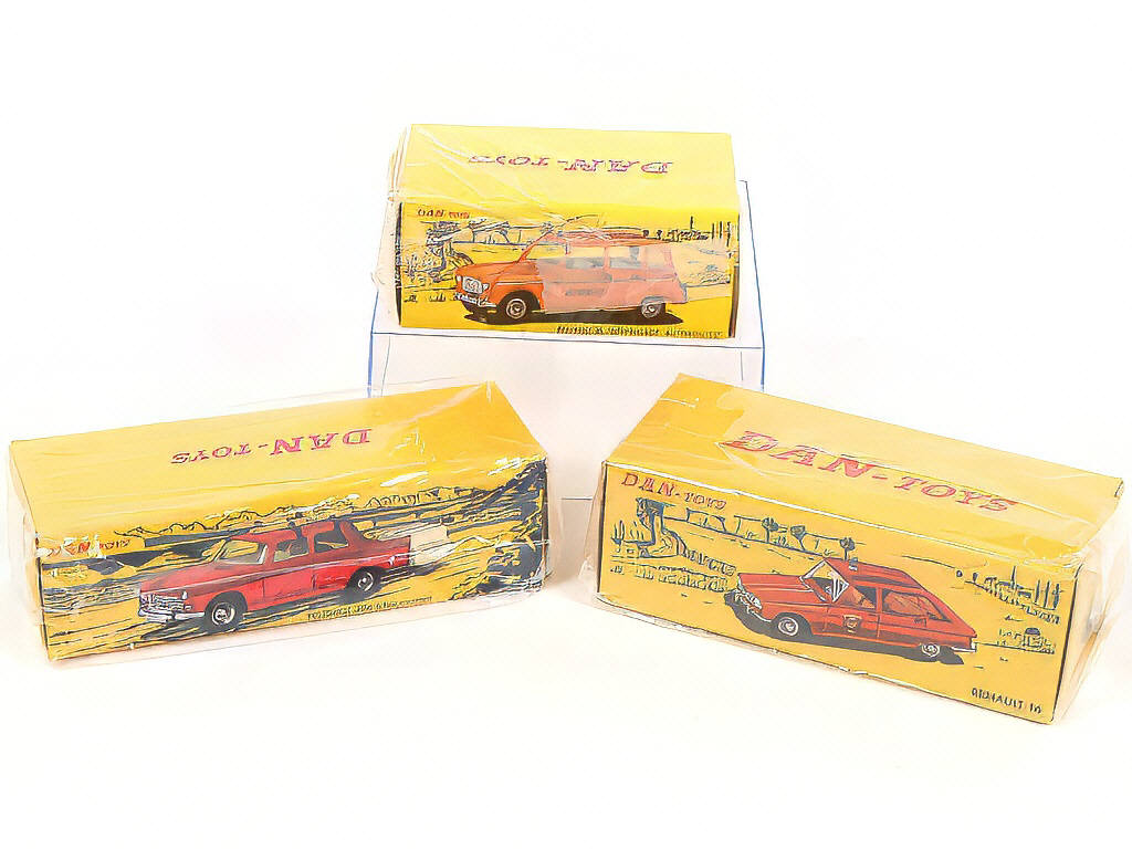 Lot 132 - DAN-TOYS (FRANCE) (3)