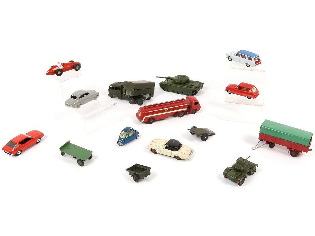 Lot 31 - DIVERS (15)