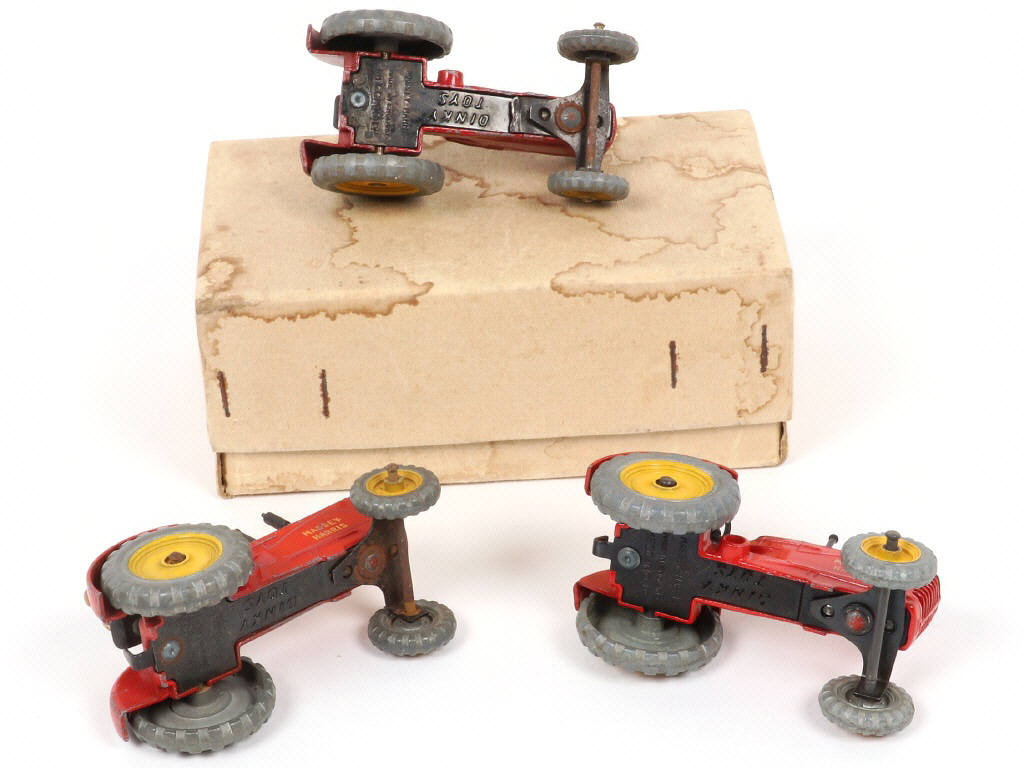 Lot 244 - DINKY TOYS (GB) (1)