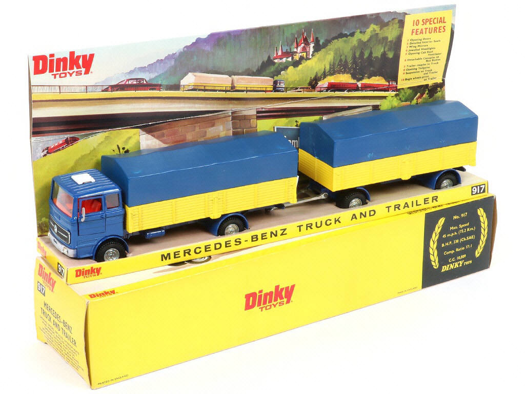Lot 242 - DINKY TOYS (GB) (1)