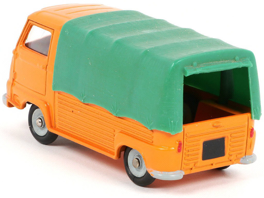 Lot 298 - DINKY TOYS (FRANCE) (1)