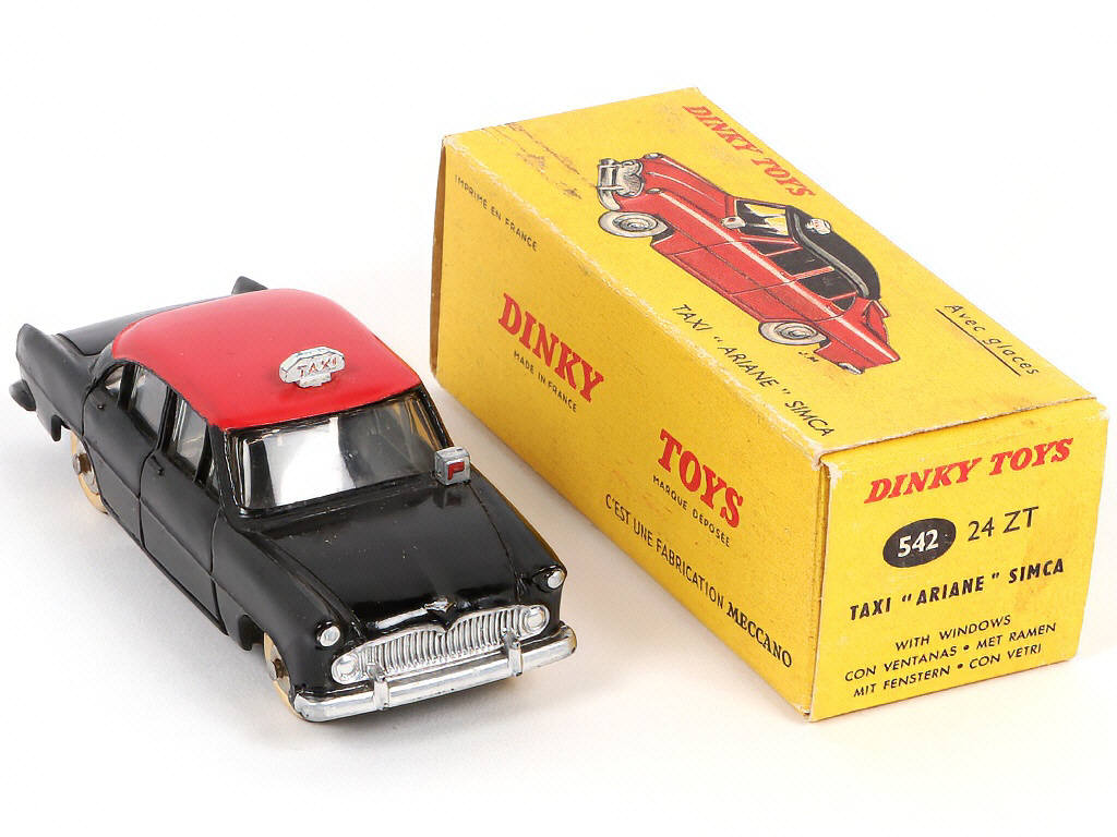 Lot 287 - DINKY TOYS (FRANCE) (1)