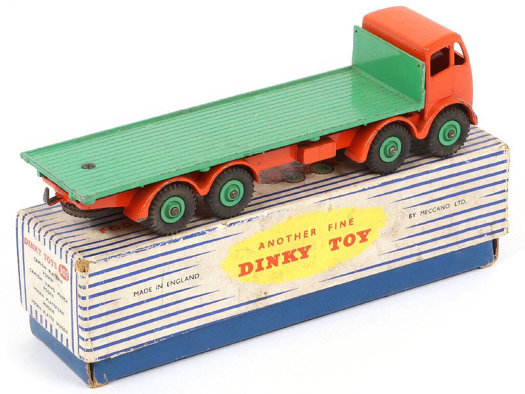 Lot 234 - DINKY TOYS (GB) (1)