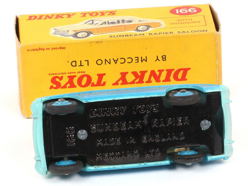 Lot 214 - DINKY TOYS (GB) (1)