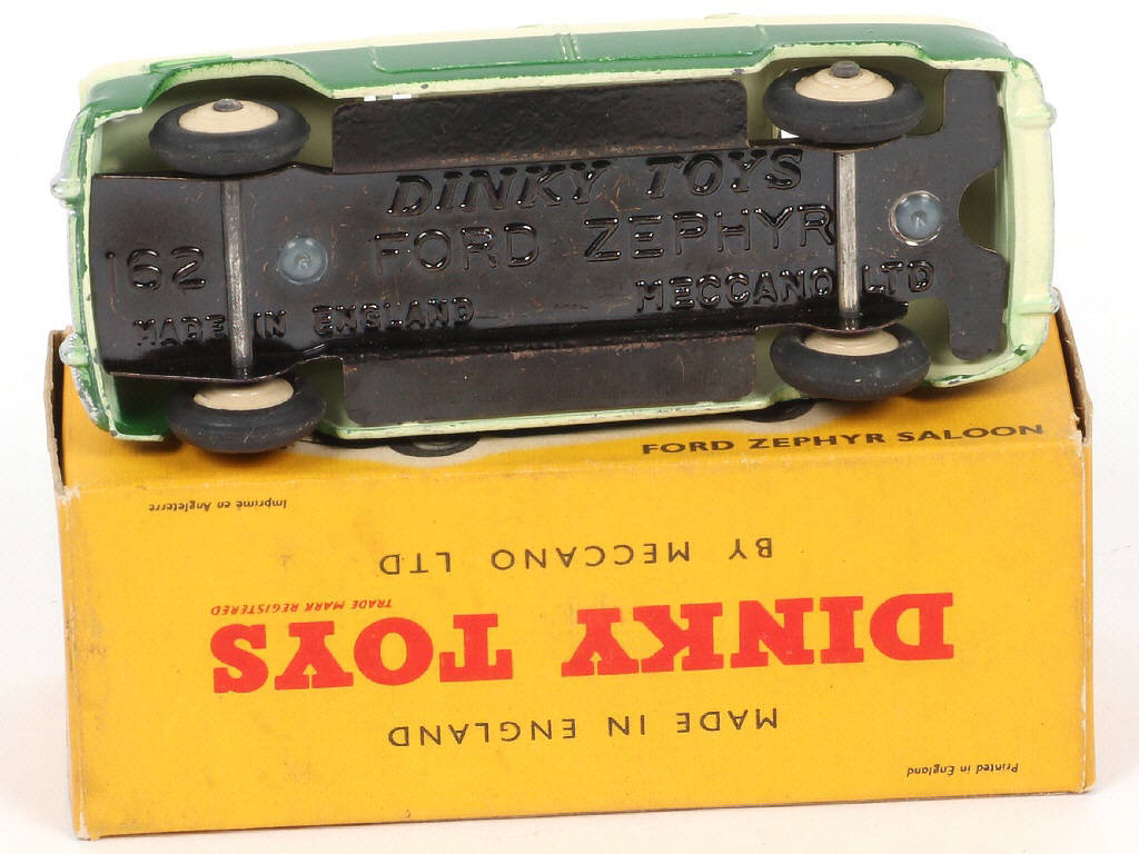 Lot 212 - DINKY TOYS (GB) (1)