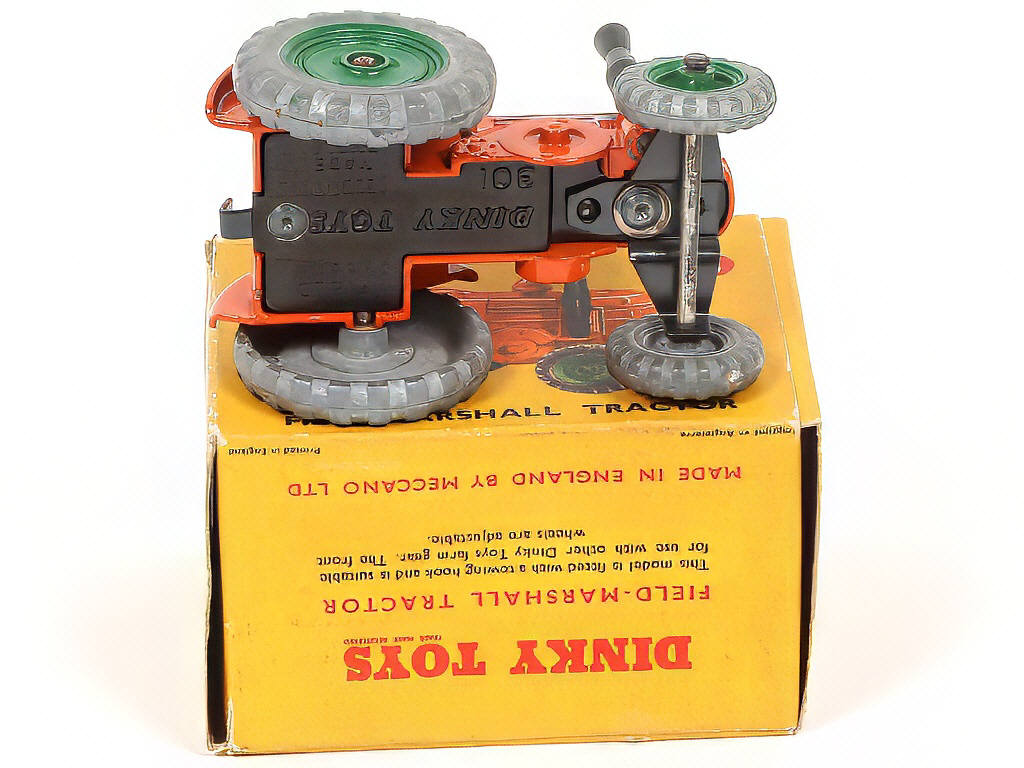 Lot 243 - DINKY TOYS (GB) (1)