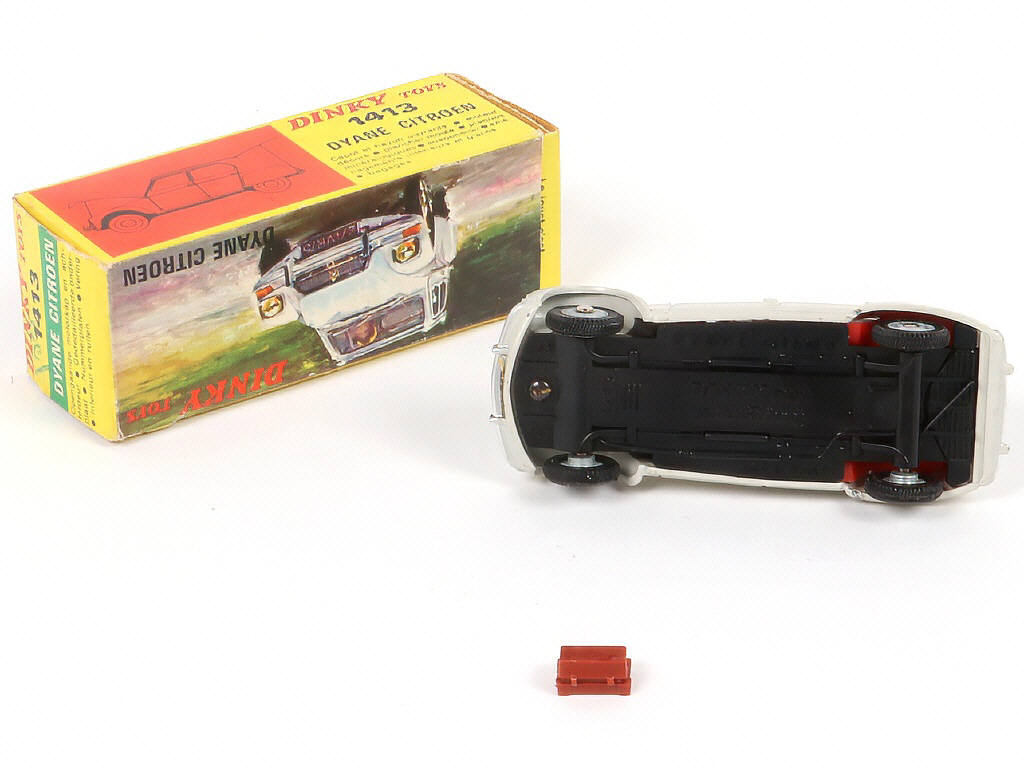 Lot 293 - DINKY TOYS (FRANCE) (1)