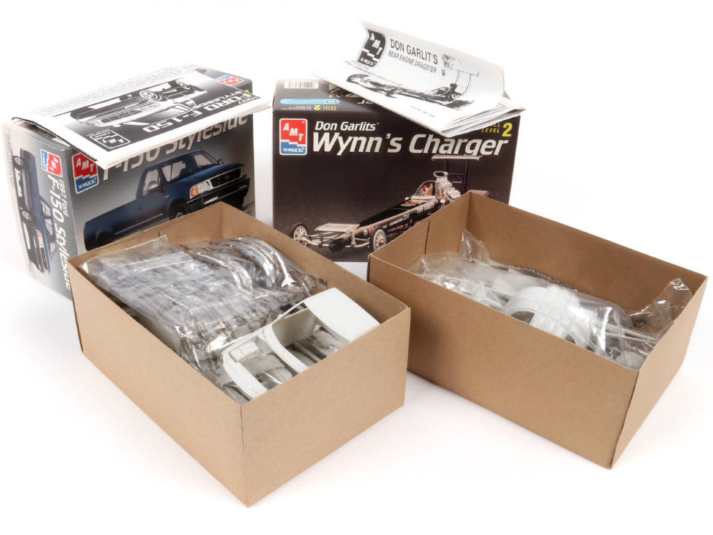 Lot 24 - AMT (USA) (4)