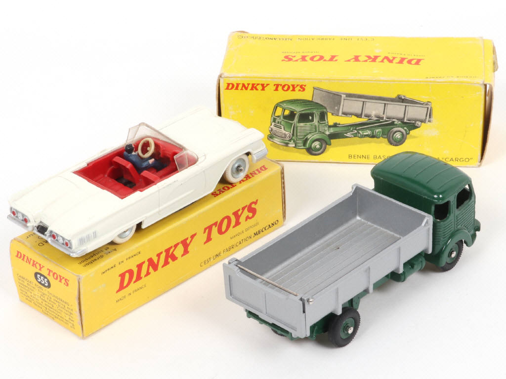 Lot 260 - DINKY TOYS (FRANCE) (2)