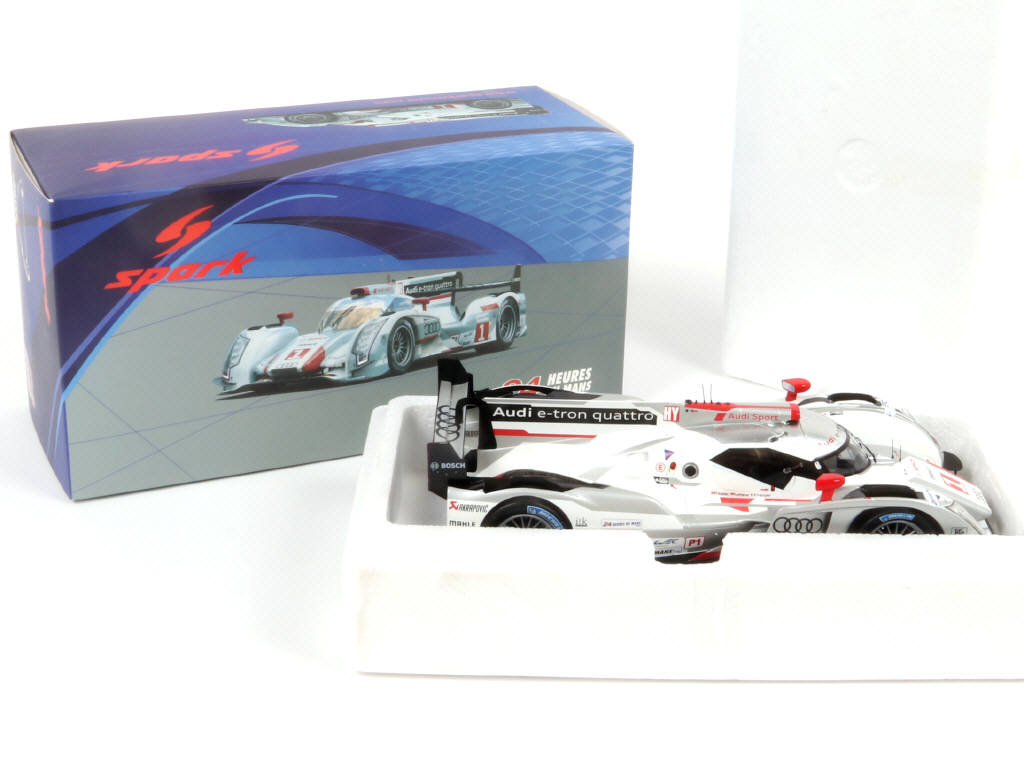 Lot 45 - SPARK (MACAU) (1)