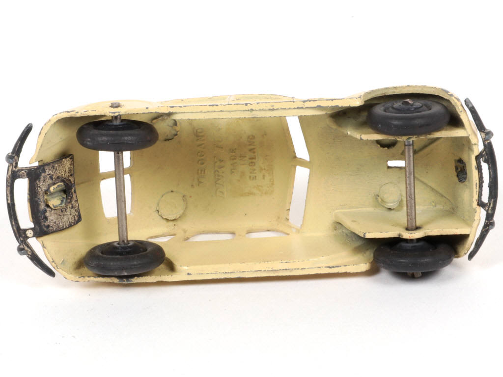 Lot 179 - DINKY TOYS (GB) (1)