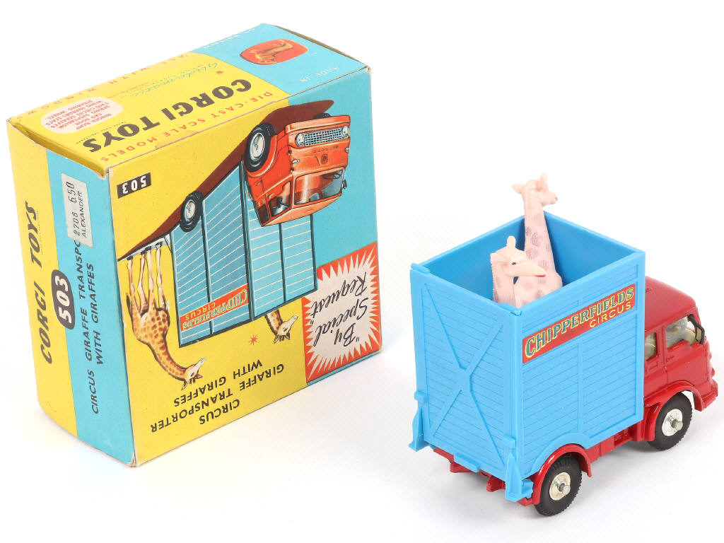 Lot 271 - CORGI TOYS (GB) (1)